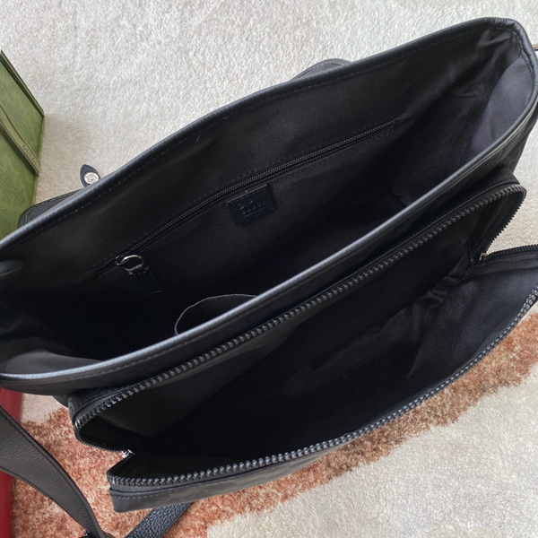 グッチバッグ着用イメージ